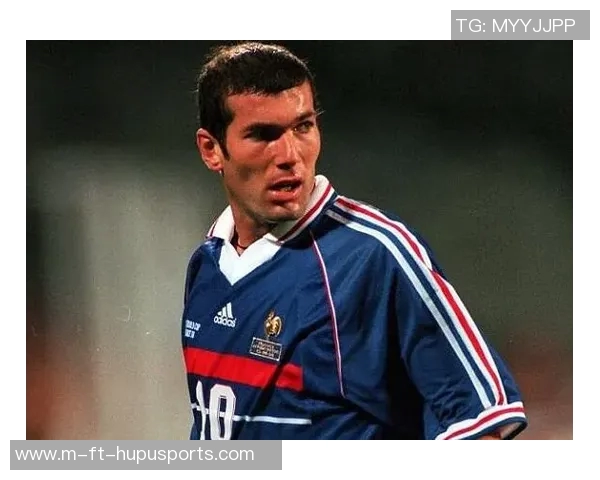 齐达内：我确实怀念以前的足球，普拉蒂尼是法国第一人